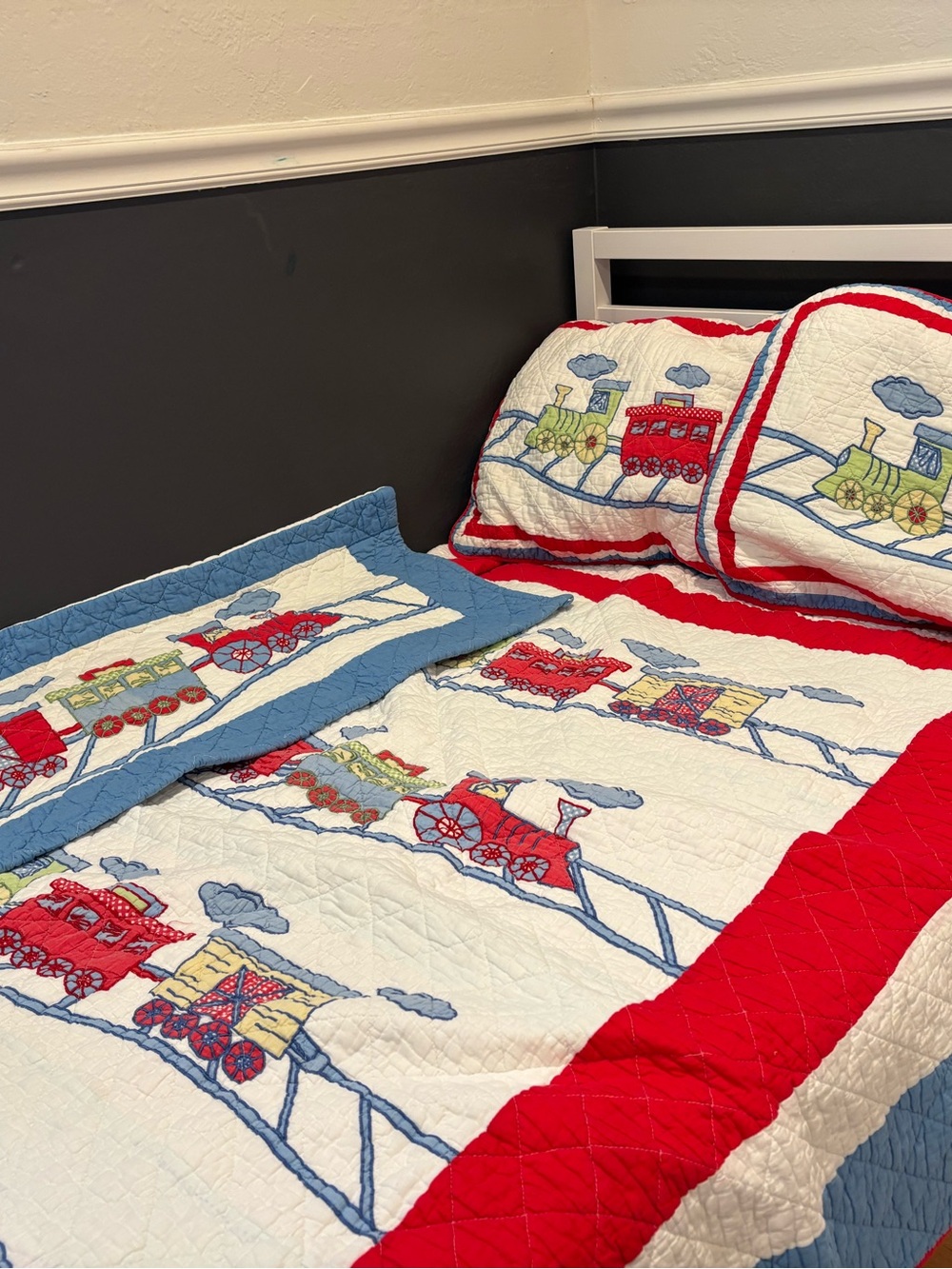 Train Appliqué Twin Quilt Bedding Set Shams Bed Skirt Valance Blue 100% Cotton